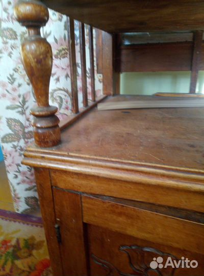 Тумбочка старинная деревянная