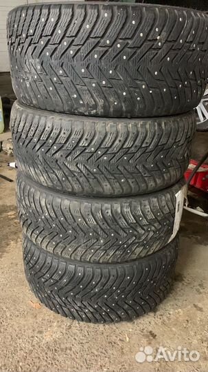 Nokian Tyres Hakkapeliitta 8 245/45 R19 и 275/40 R19