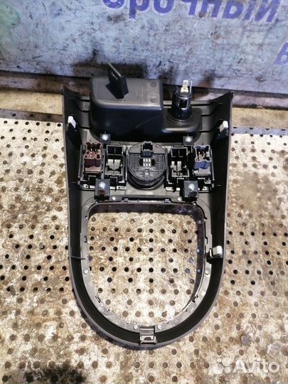 Консоль кпп Nissan X-Trail