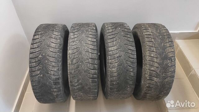 Bridgestone Blizzak Spike-02 SUV 215/65 R16