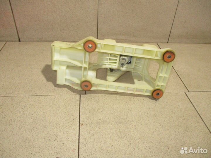 Кулиса кпп Hyundai Solaris 1