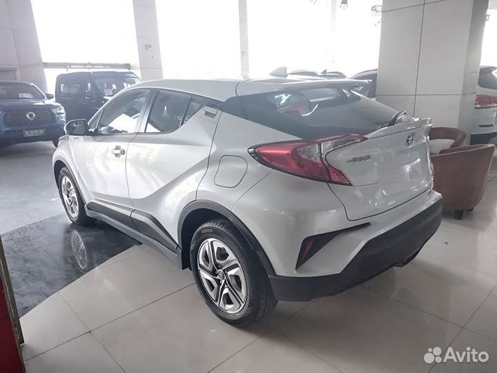 Toyota Izoa 204 л.с. AT, 2022, 8 000 км