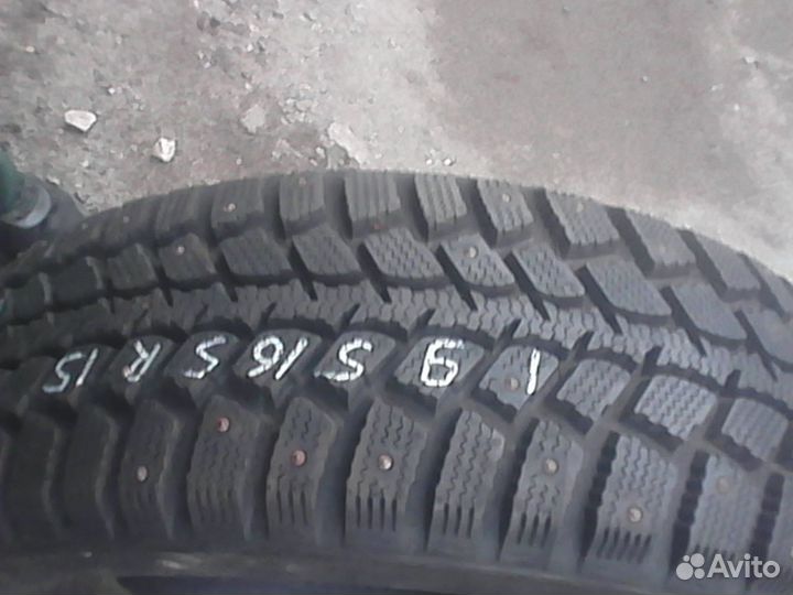 Kumho I'Zen Wis KW19 195/65 R15