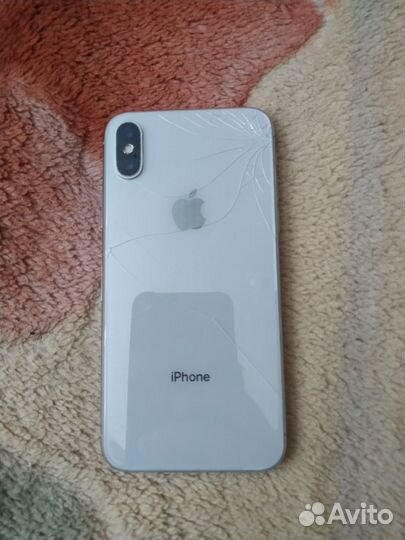 iPhone X, 64 ГБ