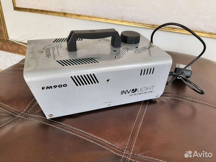 Генератор дыма, дым машина