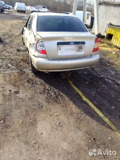 Hyundai акцент в разборе