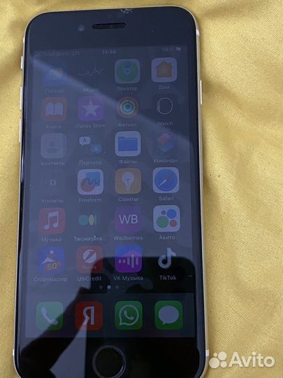 iPhone se 2020 128gb