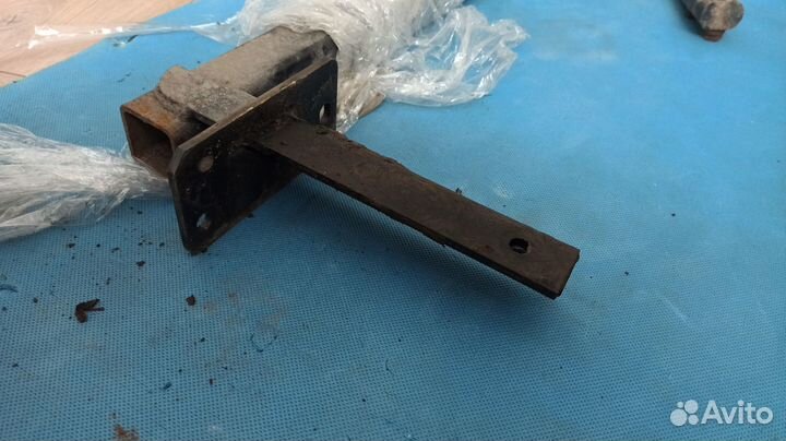 Фаркоп LADA Vesta sedan/sw/cross