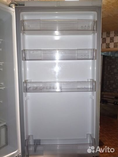 Продам холодильник бу