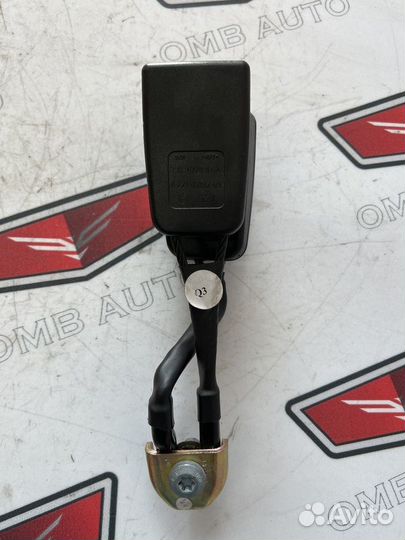 Ответная часть ремня задняя Мерседес W221