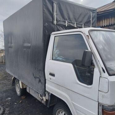 Бортовой Toyota Hiace, 1990