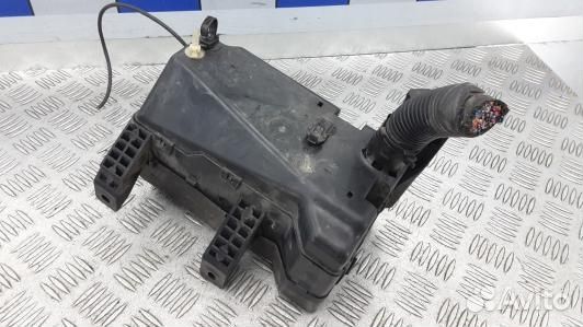 Блок предохранителей mitsubishi pajero 4 (1DN10M10