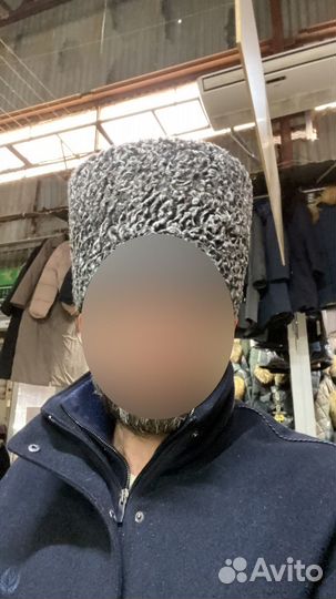 Шапки из каракуля кепки