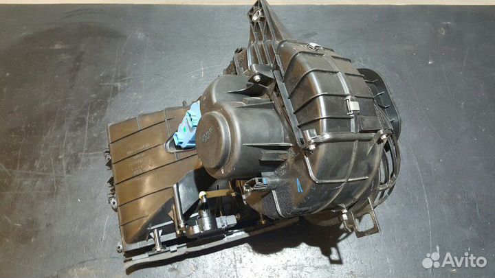 Мотор печки Porsche Cayenne 955 M48.50 06