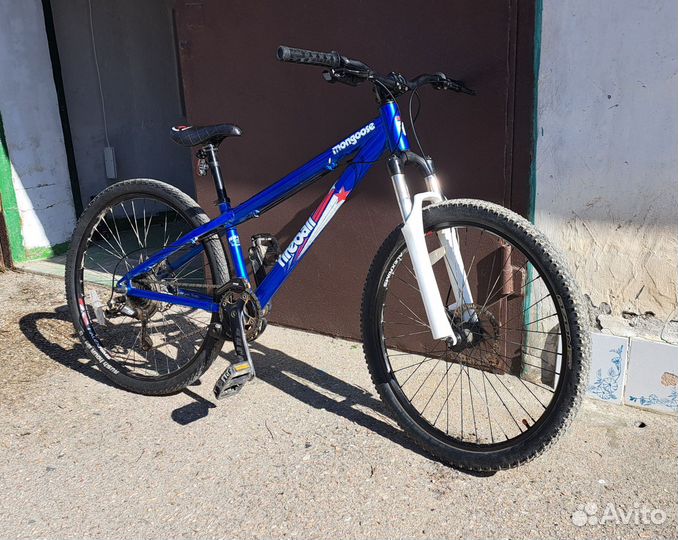 Горный (MTB) велосипед Mongoose Fireball 26 8spd