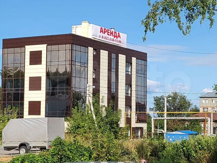 Свободного назначения, 1373 м²