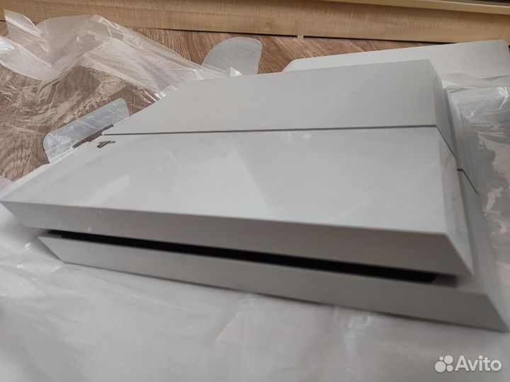 Игровая приставка ps4 fat 500gb Прошитая hen. 9.00