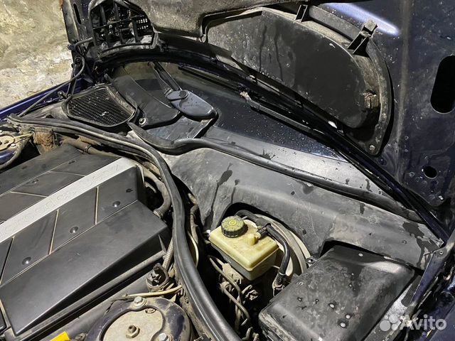 Жабо Mercedes W220