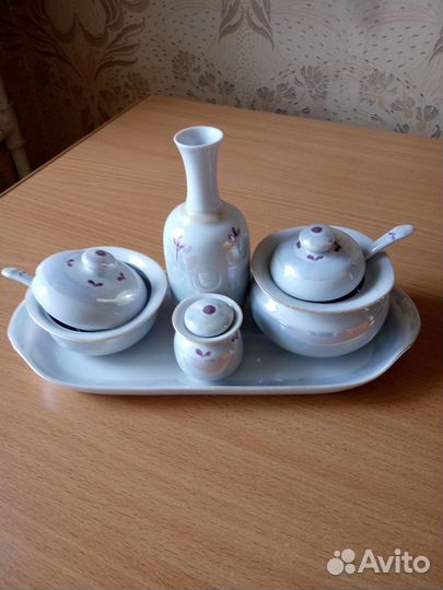 Набор столовой посуды