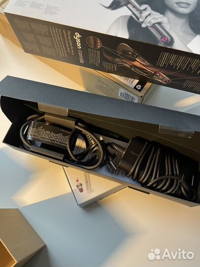 Выпрямитель для волос Dyson HS03 Corrale