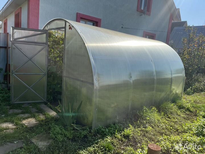 Теплица поликарбонат бу 2,5 на 4 м