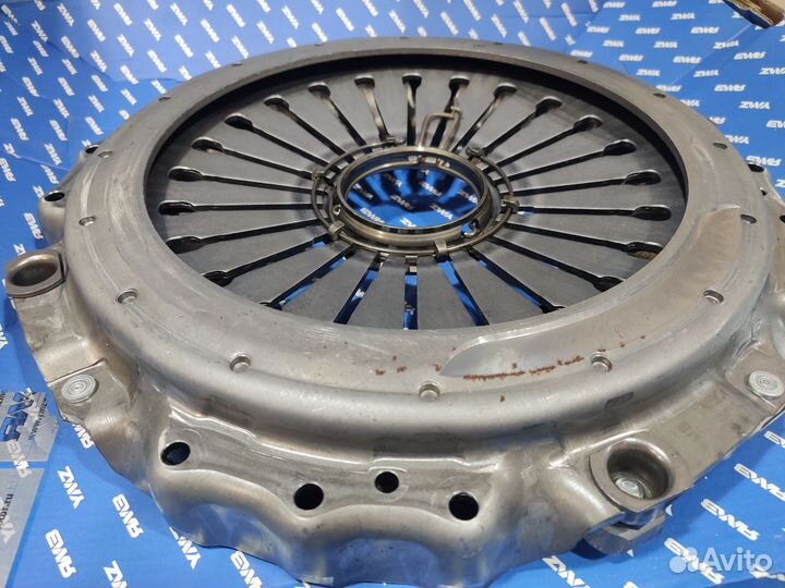 Диск нажимной с кожухом в сборе ямз 536