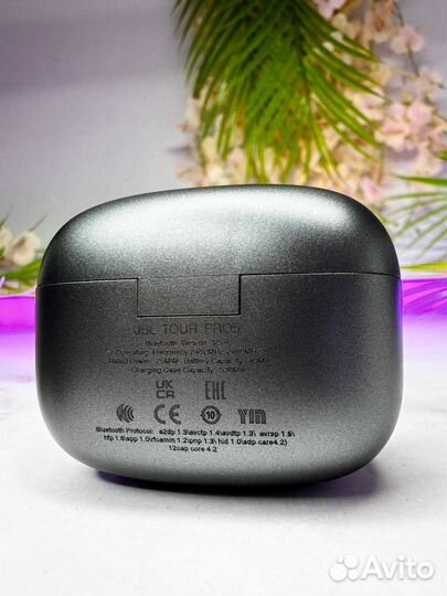 Беспроводные наушники JBL Tour Pro 5