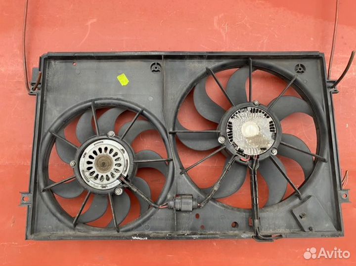 Вентилятор охлаждения радиатора Vw Touran BXE 2007