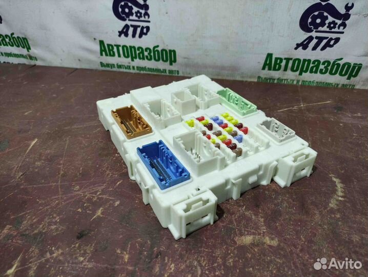 Блок предохранителей Ford Focus 3 хэтчбек