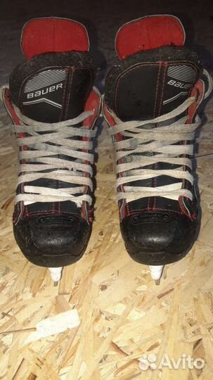 Хоккейные коньки bauer