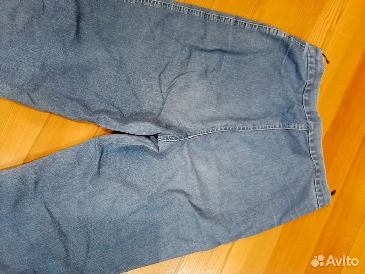 Джинсы женские