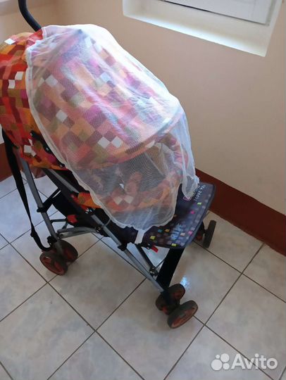 Прогулочная коляска трость