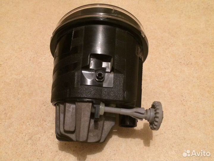 Противотуманная фара Toyota Camry v70 левая