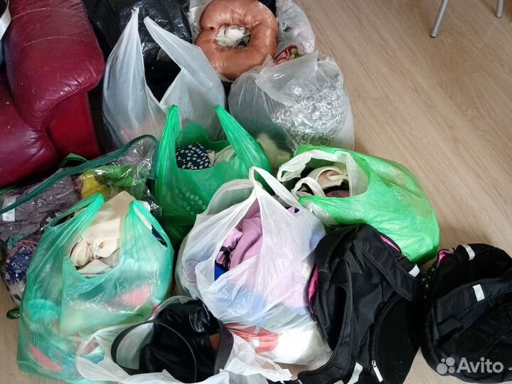 Вещи подростковые, женские мешками
