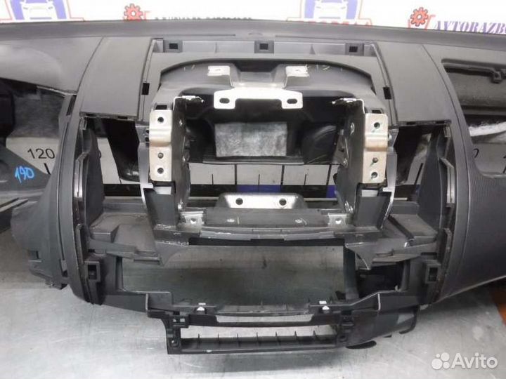 Панель приборов Mitsubishi Pajero Sport 2 4D56