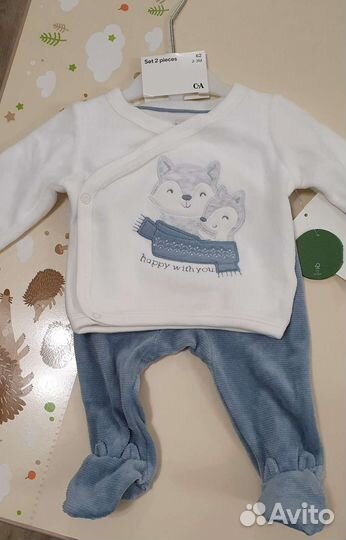 Комплект для малыша новый