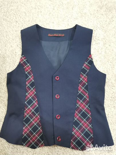 Жилет школьный
