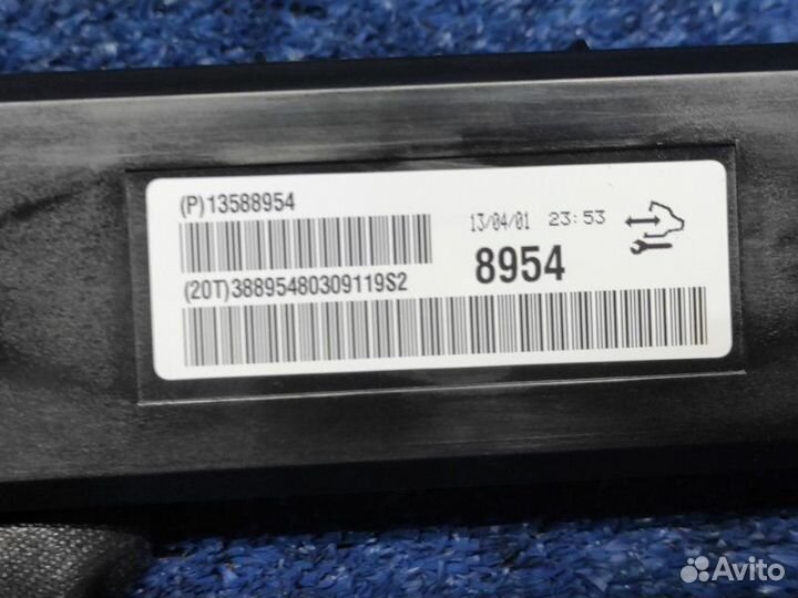 Блок управления кондиционером Cadillac Srx 2