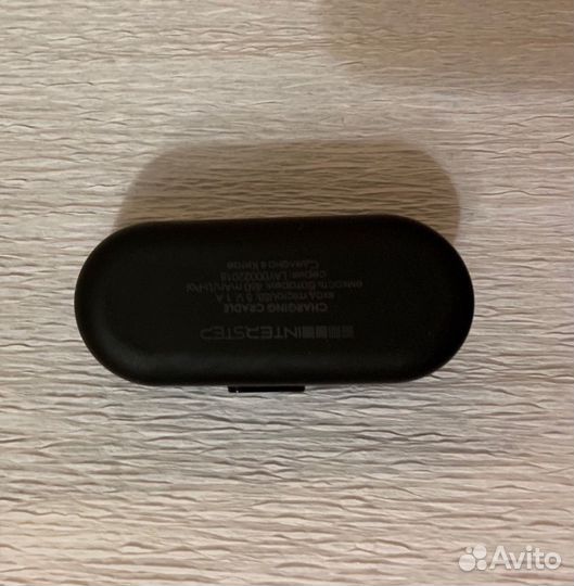 Кейс для беспроводных наушников