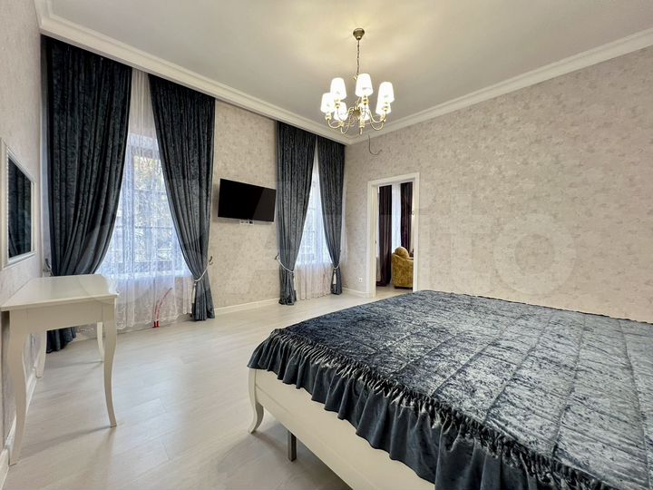 2-к. квартира, 100 м², 2/2 эт.
