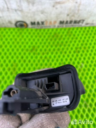 Переключатель управления магнитолой Ford Fusion