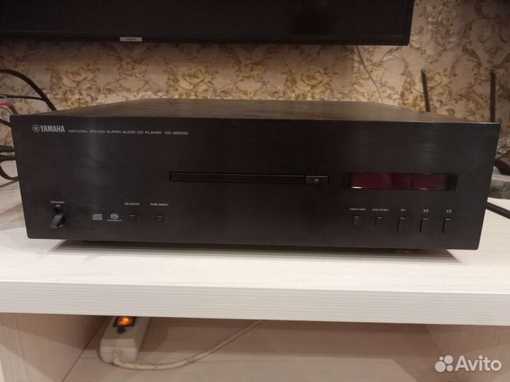 CD проигрыватель Yamaha CD-S 2000