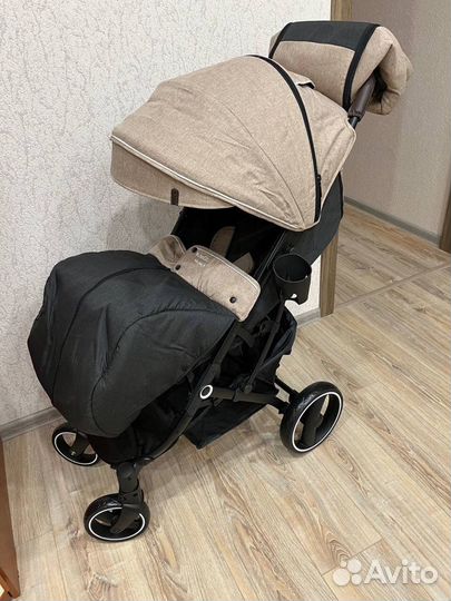 Новая прогулочная коляска bubago