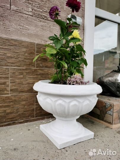 Вазон для цветов бетонный