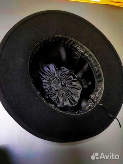 Шляпа женская классическая