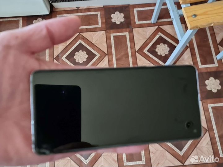 Телефон Samsung galaxy s10