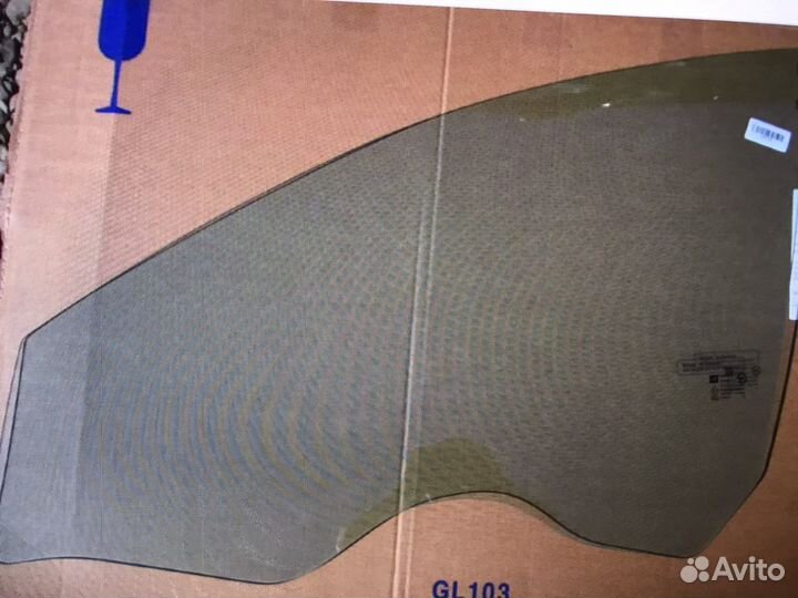 Стекло передней. Задней двери. Chevrolet Cruze сед