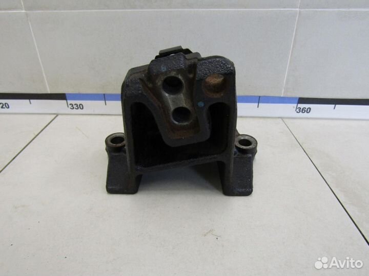 Кронштейн двигателя правый RIO 2011-2017