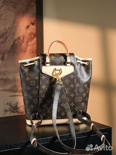 Женский рюкзак Montsouris Louis Vuitton