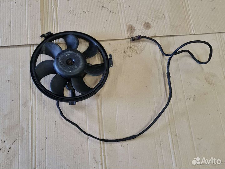 Вентилятор радиатора Audi A4 B5, Passat B5